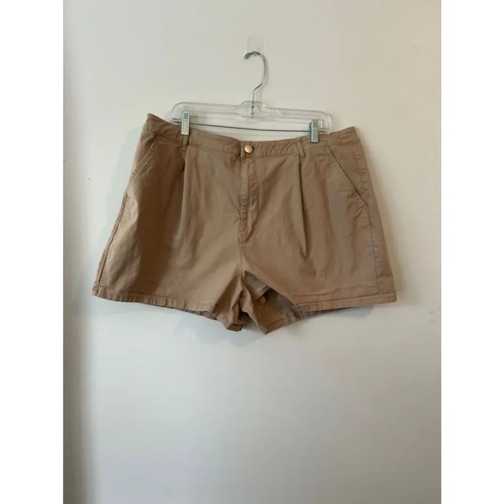 Classic Women's Cotton Shorts in Tan